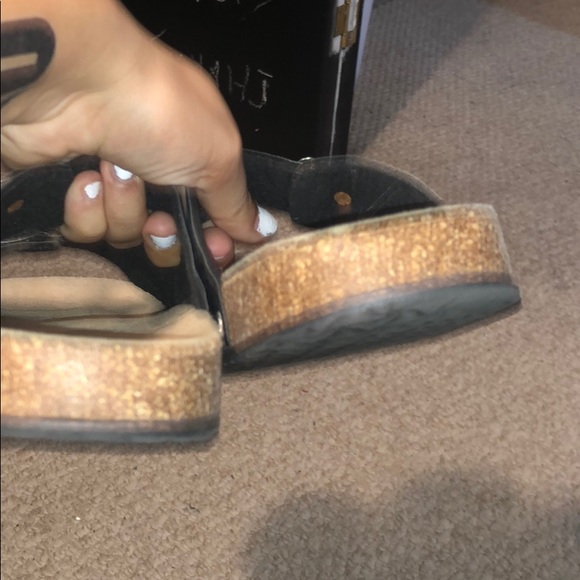 Mudd Birkenstock’s - Picture 3 of 3